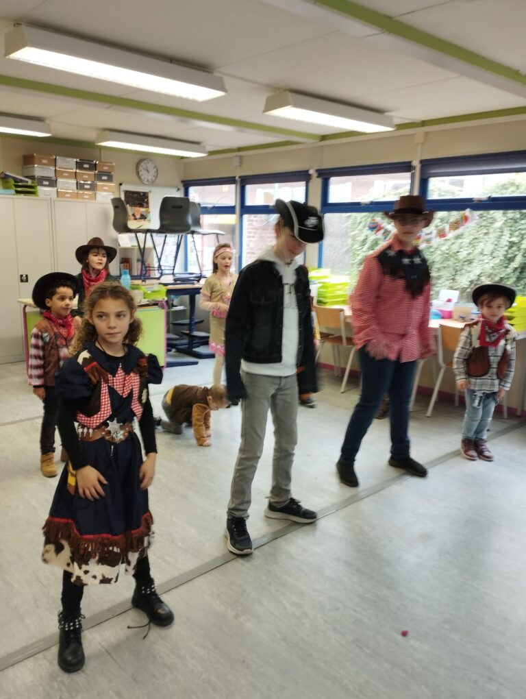 Carnaval Cowboys en indianen (22)